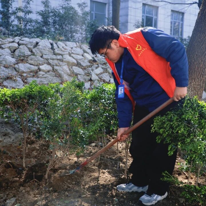 5c055dfe28e9751a25325f0542d4a8be